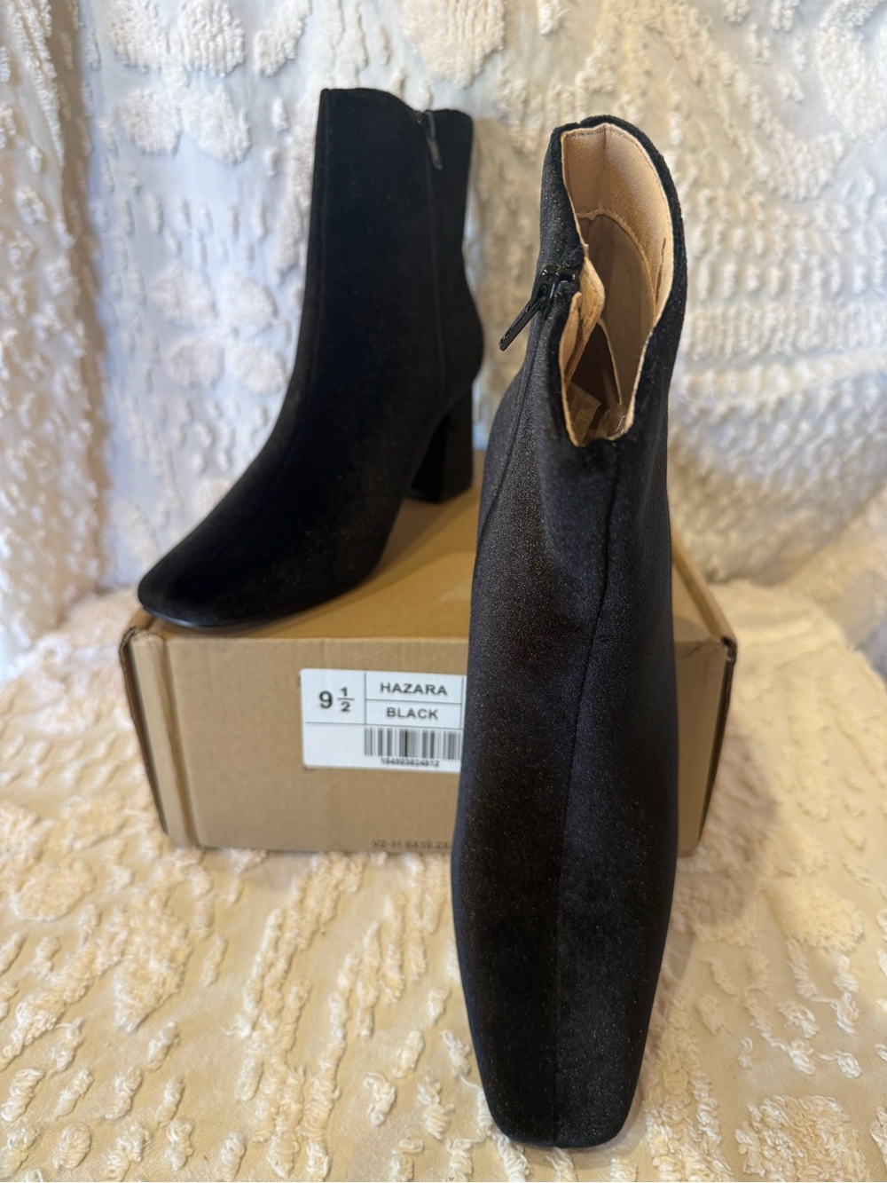 Journee Collection Black Velvet Ankle Booties #744
